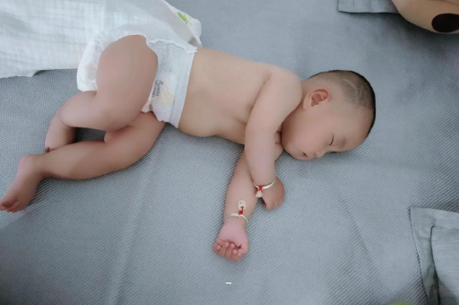 进贤宝宝短发型女